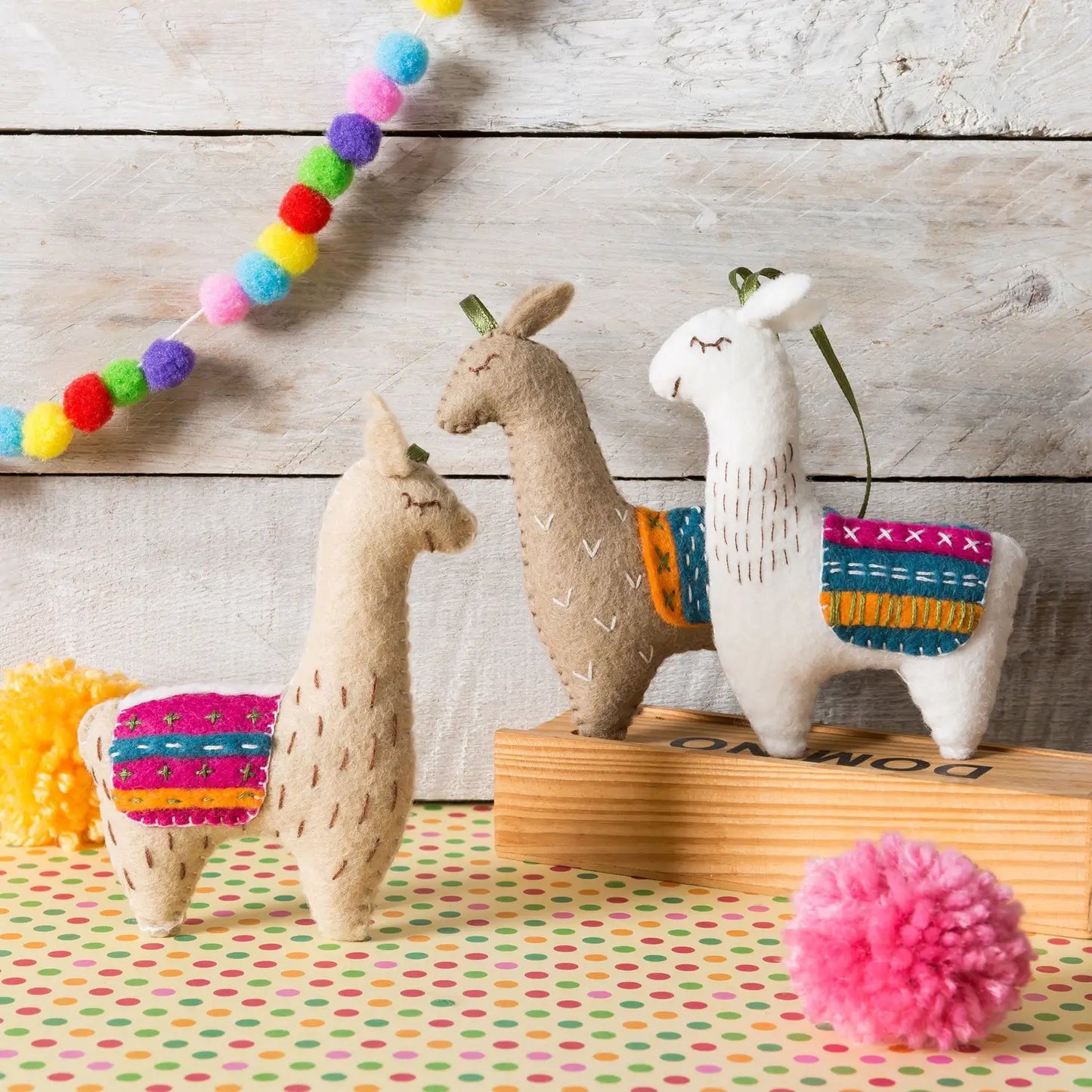 Wool Mix Llama Family Felt Craft Kit